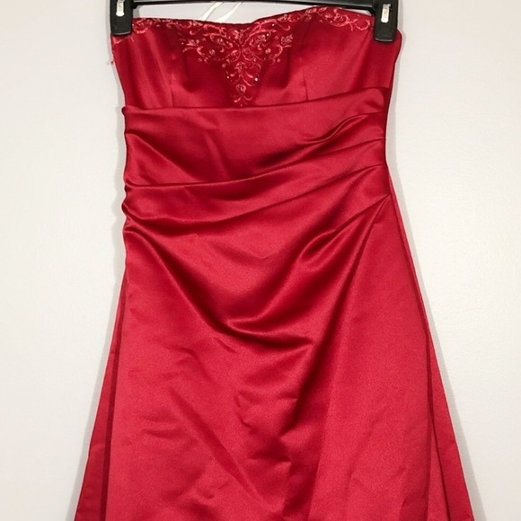 David Bridal Dress Gown Sz 4 Red Prom Wedding Bridesmaid Backless Strapless Pad - Picture 3 of 8